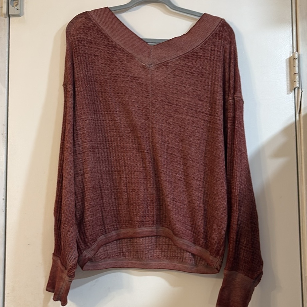 We The Free South Side Thermal Top Small V Neck Oversized Waffle Knit Ribbed - Picture 7 of 7